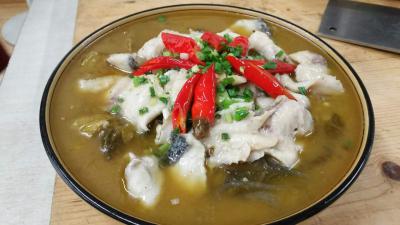 重慶酸菜魚(yú)技術(shù)培訓(xùn) 酸菜魚(yú)底料鍋底勾兌方法