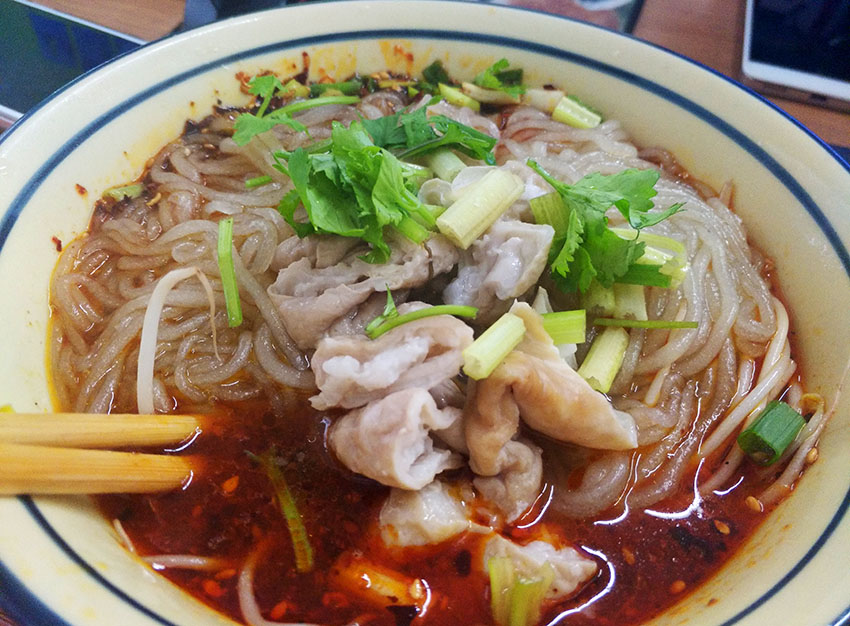 特色小吃學習要注意哪些問題，小吃培訓價格怎么樣