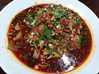 四川冒菜技術培訓哪家好？秘制紅油配方與制作