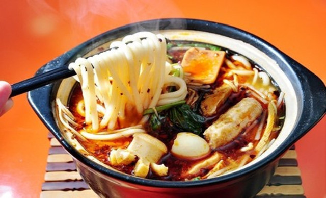 20191109131632855299.jpg 過(guò)橋米線1.jpg