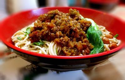 重慶小面技術培訓學校哪里好？傳統(tǒng)香料的配制