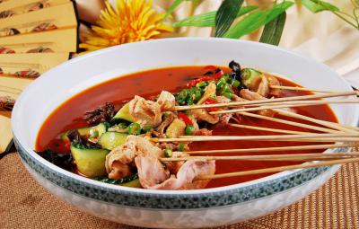 四川缽缽雞技術(shù)培訓(xùn)學(xué)校哪里好？配方—一對(duì)一培訓(xùn)