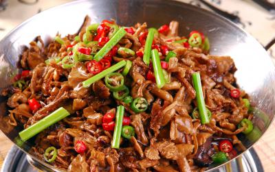 干鍋底料技術(shù)培訓(xùn)哪家好？特色干鍋培訓(xùn)機(jī)構(gòu)