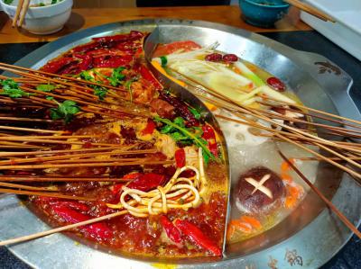 小吃技術培訓班哪里好，火鍋串串香技術培訓學校哪里好？