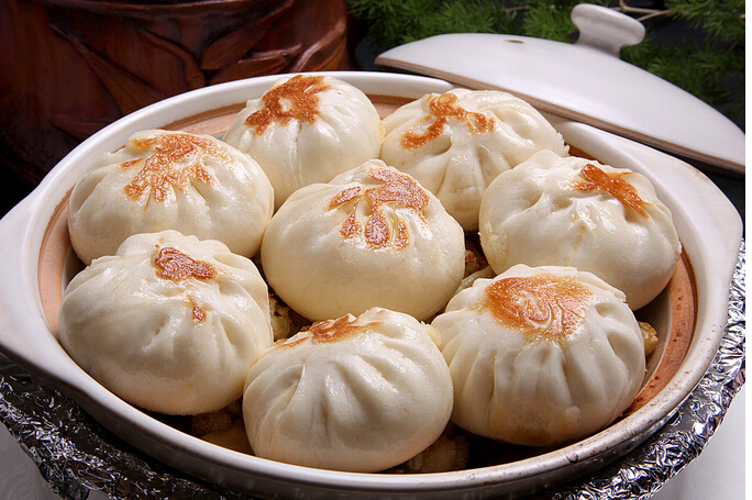 學(xué)小吃培訓(xùn)學(xué)校哪家好？小吃技術(shù)培訓(xùn)多少錢？